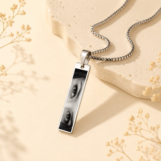 Personalised Eye Engraving Necklace | Custom Photo Jewelry | Ozora